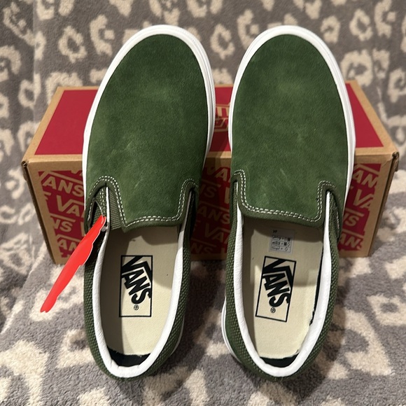 Vans Classic Slip-On Sneakers in Textured Chive 😍New 🆕 & Never Worn 😍 - Picture 8 of 17